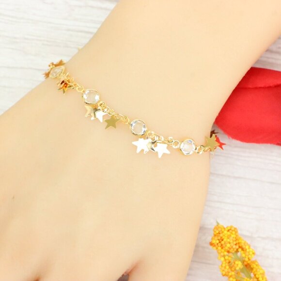 "Trendy Handmade Bracelet – A Thoughtful Gift for Girls & Women | UNVRC1326 - Picture 1 of 10